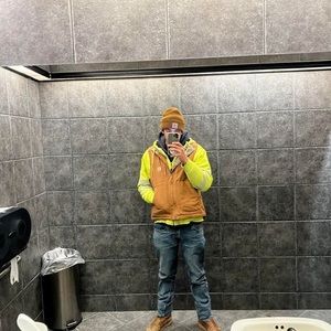Meet your Posher, Dakoda